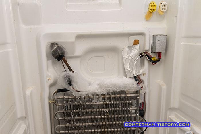 지펠 냉장고의 냉장실 팬 소음 원인과 해결 과정. 지펠 냉장고 제상센서 교체 방법