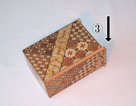 How To Open Japanese Puzzle Box - Hakone Maruyama Inc.